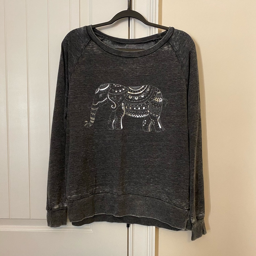 Grey sweatshirt